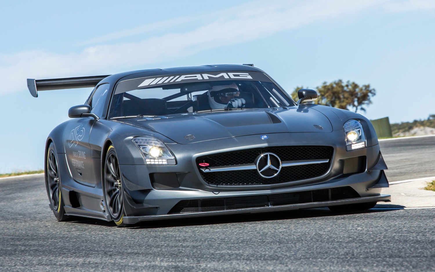 Mercedes Benz SLS AMG РѕР±РѕРё